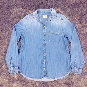 American Eagle Button Down Shirt